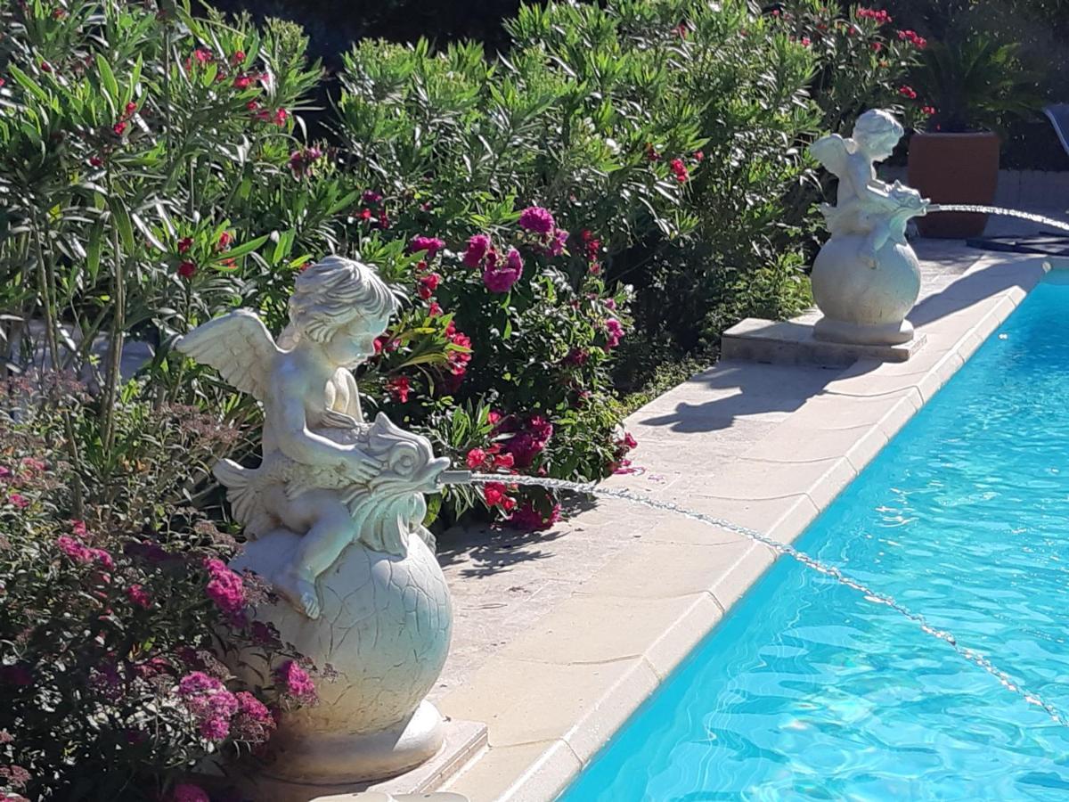 Les Chambres Manon - Piscine, Spa, Tennis Belcodene Kültér fotó
