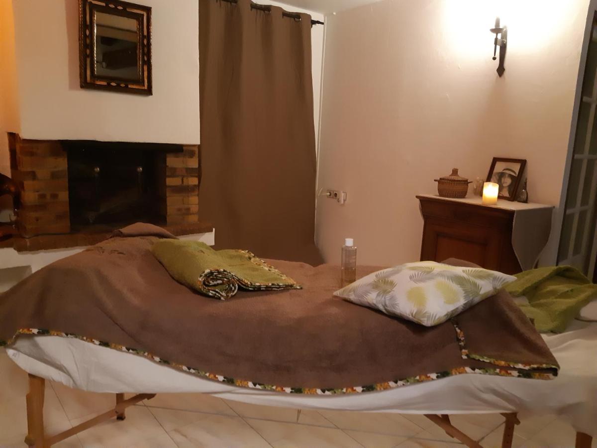 Les Chambres Manon - Piscine, Spa, Tennis Belcodene Kültér fotó